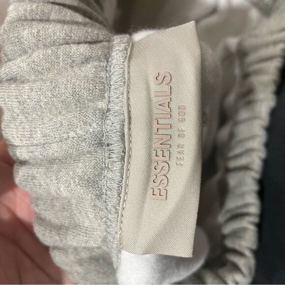 PacSun Essentials dark oatmeal full set - Picture 6 of 6